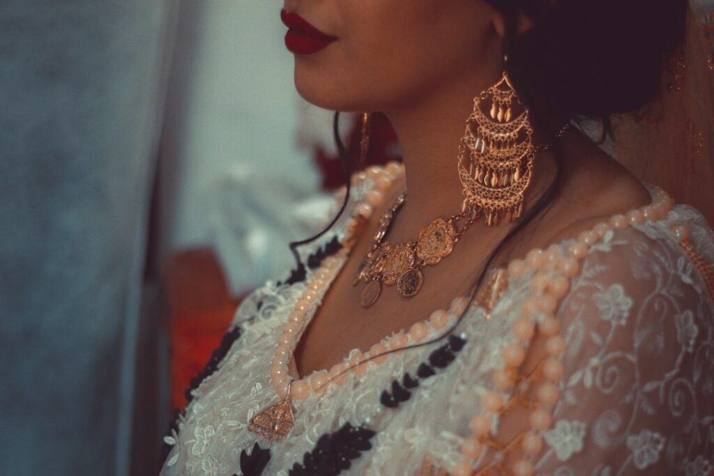 10 Accessories That Can Elevate a Simple Pakistani Outfit